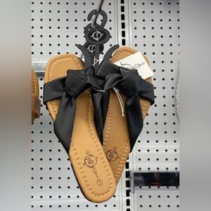 Sole Mates Black Bow Sandals 8